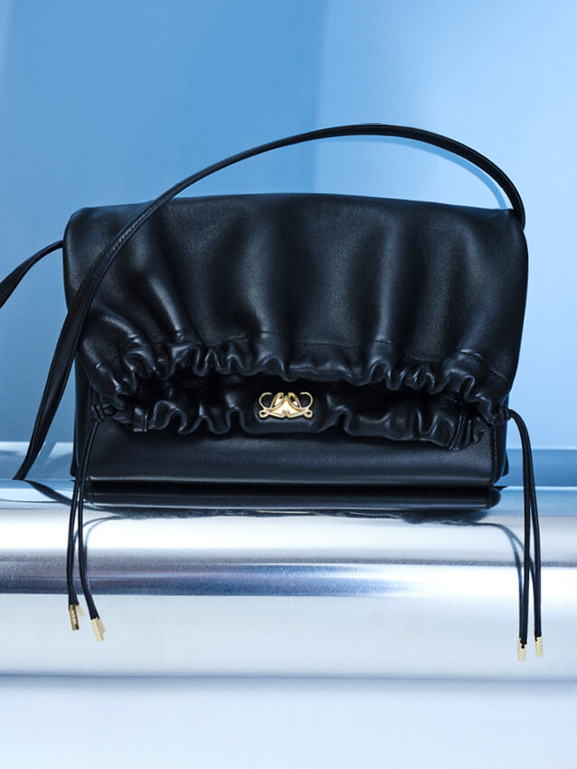 ロエベ公式オンラインストア|LOEWE - ロエベ 日本 公式サイト ロエベ公式オンラインストア|LOEWE - ロエベ 日本 公式サイト